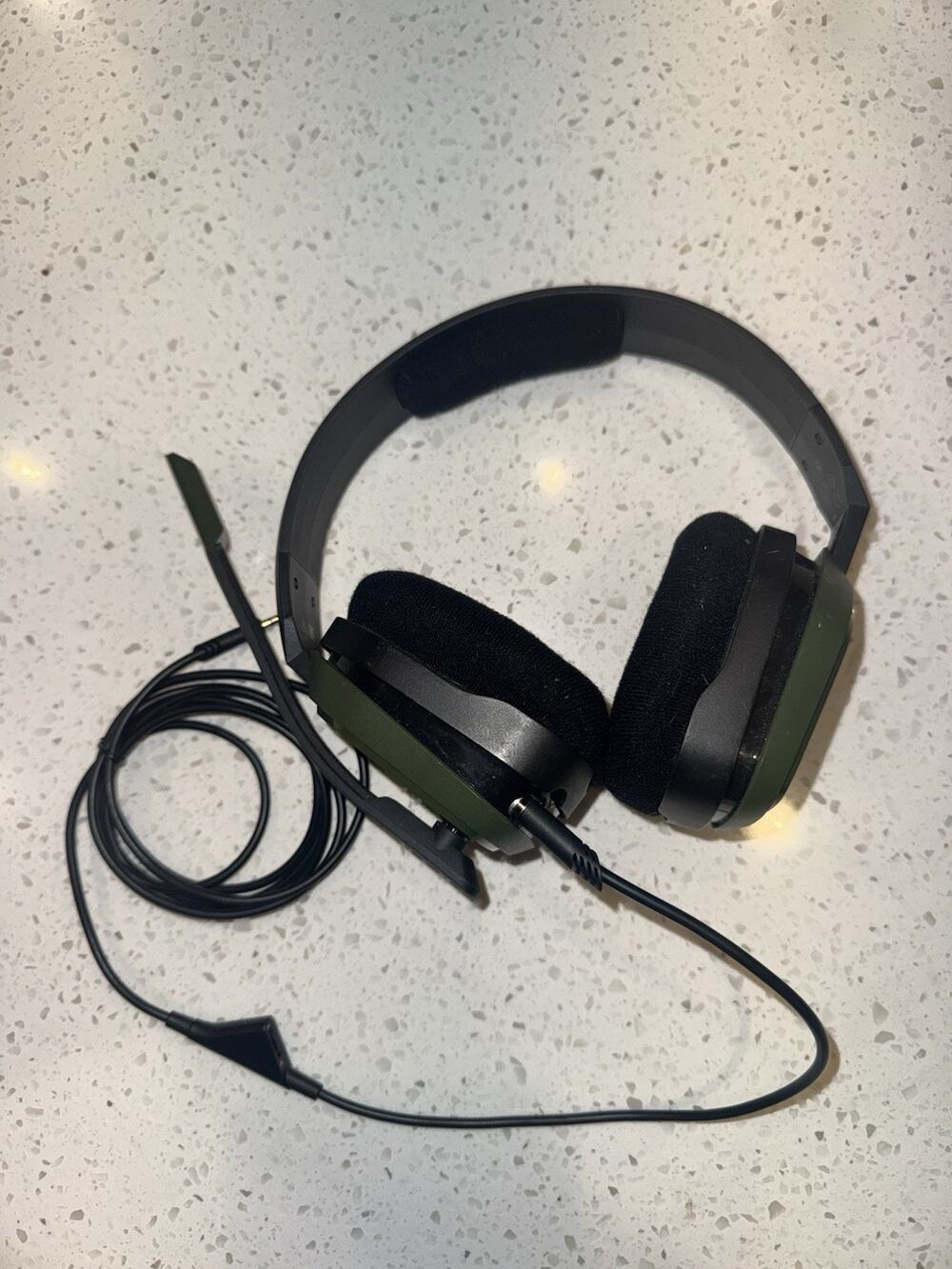 Astro A10 - Call of Duty Edition Gaming Headset Wired - 939-001507 Tested